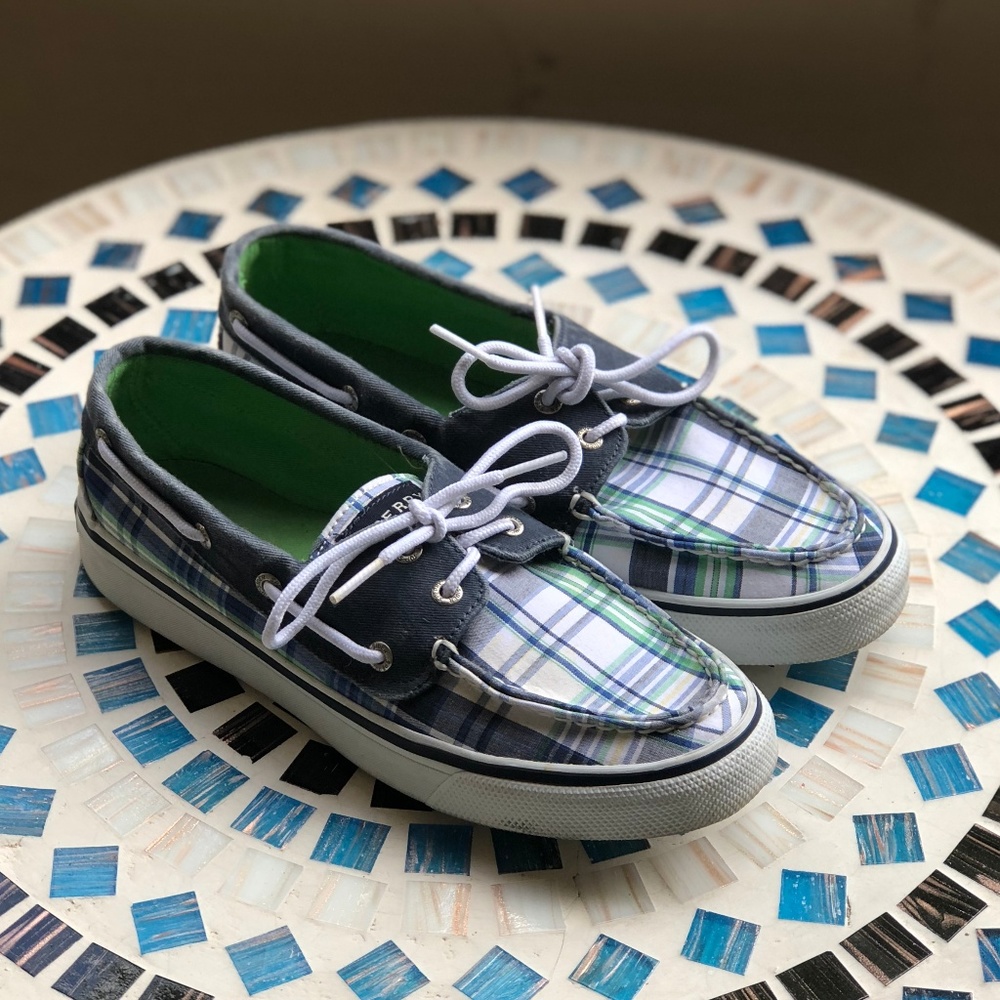SPERRY'S TOP SIDER BLUE/GREEN PLAID BOAT SHOES 6.5